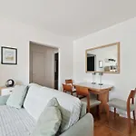 Bel Appartement De Beausejour Dans La Ville By Weekome